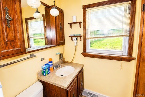 Tiny photo for 5406 Kingston Road, Elbridge, NY 13060 (MLS # S1702614)