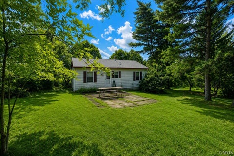 Homes For Sale - 5406 Kingston Road<br/> Elbridge, NY 13060