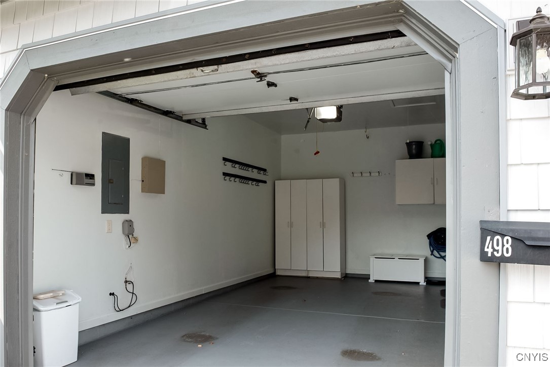 498 Summerhaven Drive N