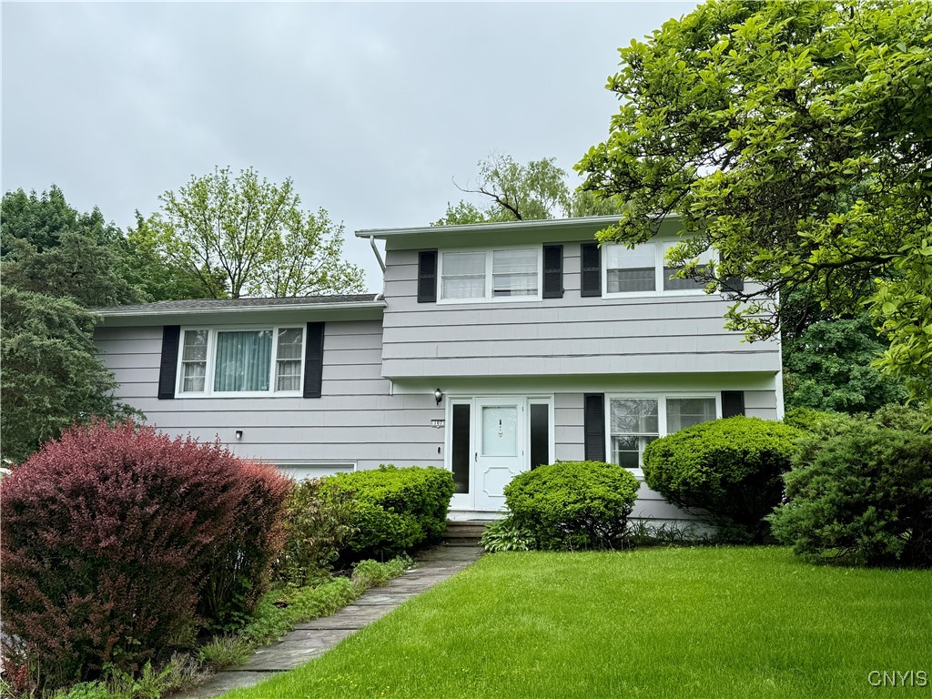 107 Rosewell Meadow