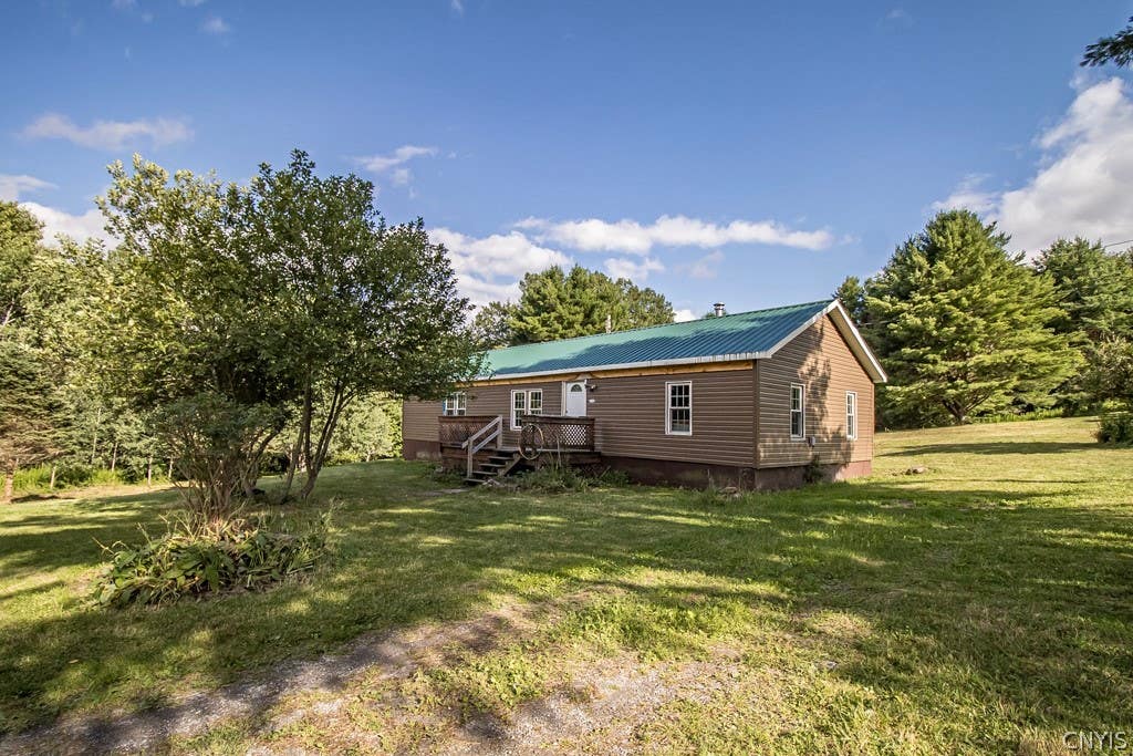 Photo of 2455 Hatch Lake Road, Nelson, NY 13334 (MLS # S1704664)