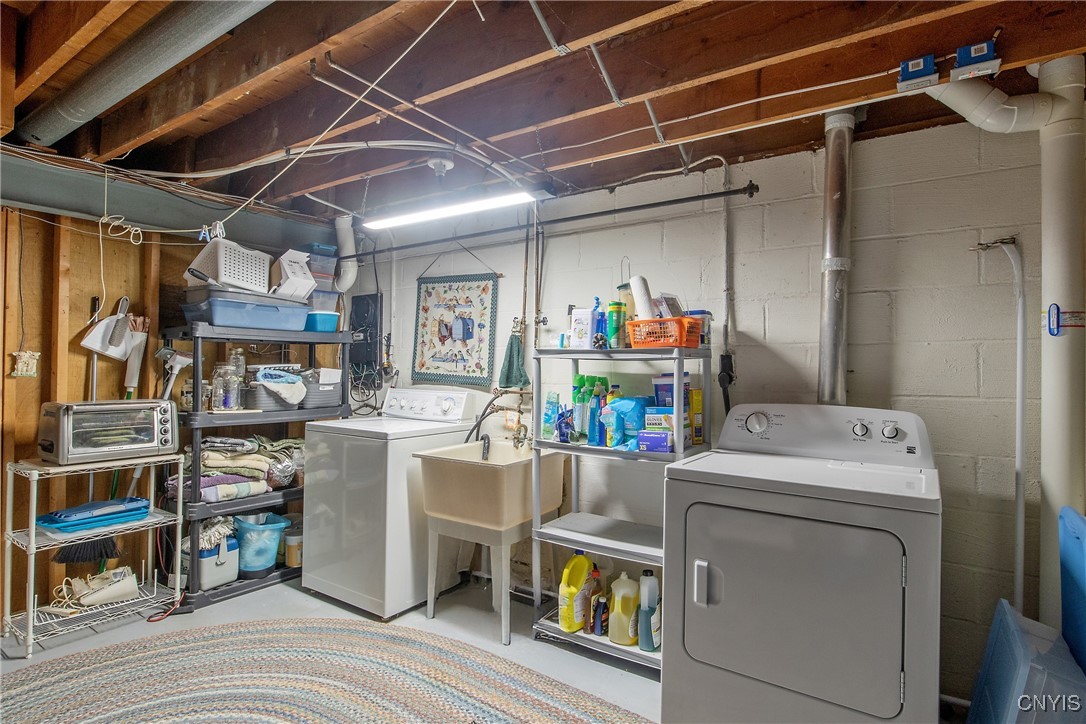 400 Hillsboro Parkway, Syracuse, New York image 33