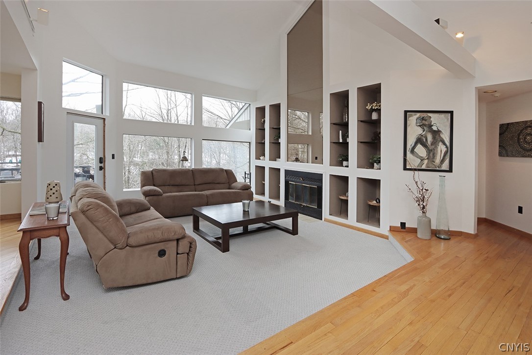 7807 Clearwater Circle