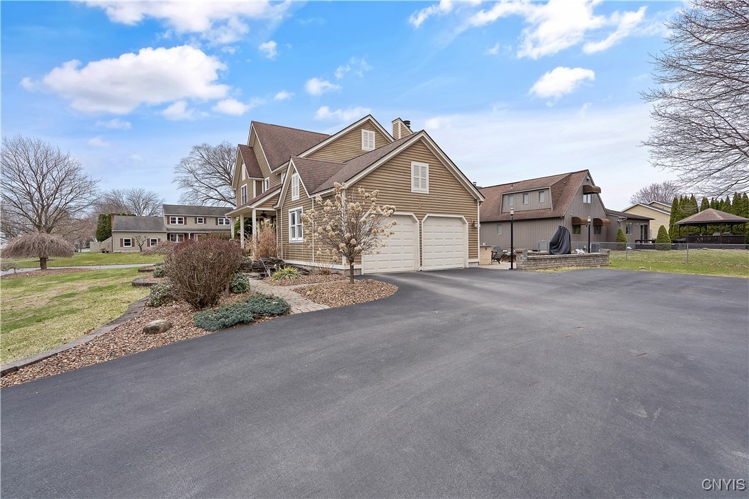 505 David Drive, Clay, New York image 3