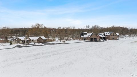 Homes For Sale - 1677 Pork Street<br/> Skaneateles, NY 13152