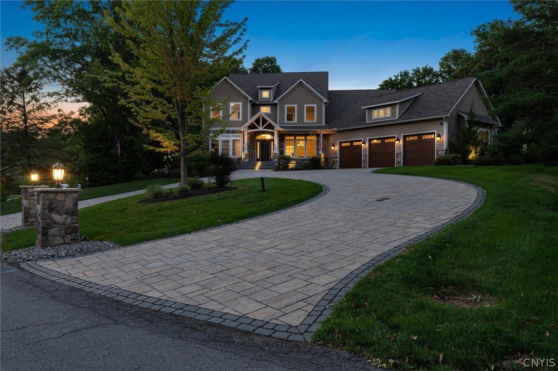 4596 Widgeon Path