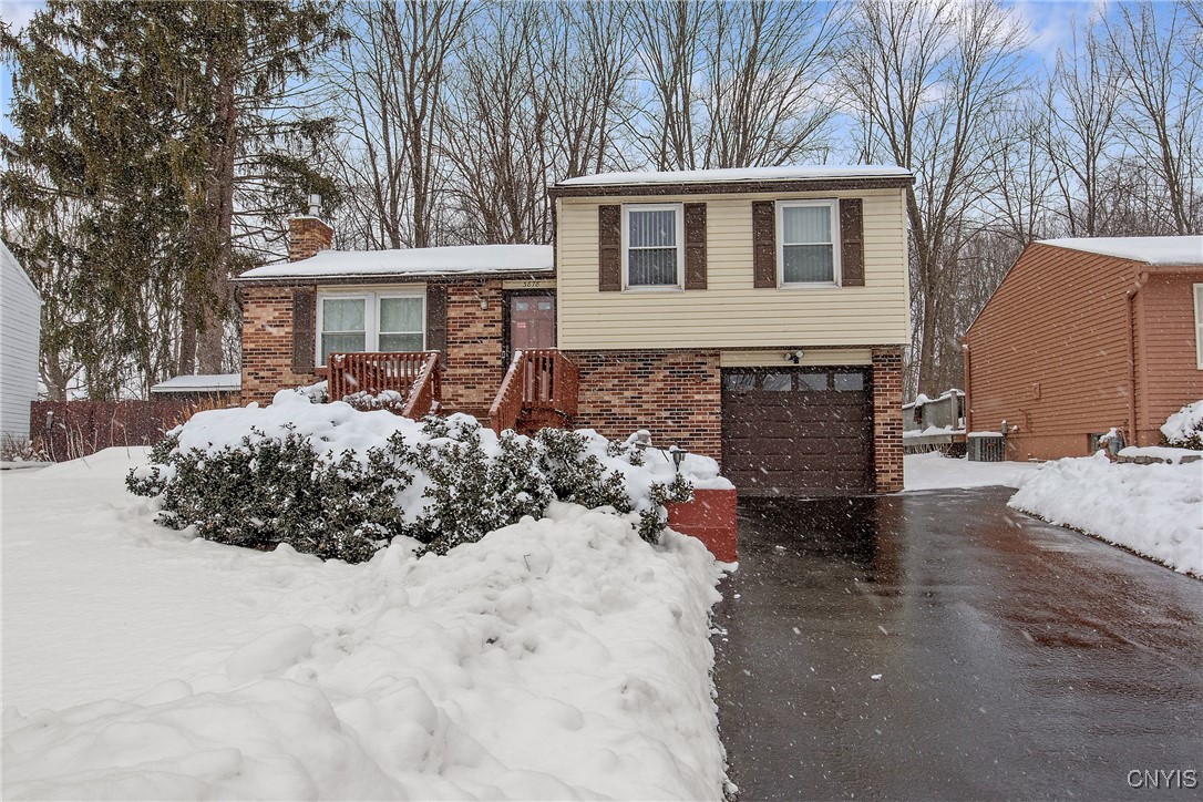 3878 Pintail Path Path, Clay, New York image 1