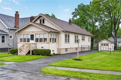 Homes For Sale - 126 Martin Street<br/> Syracuse, NY 13208