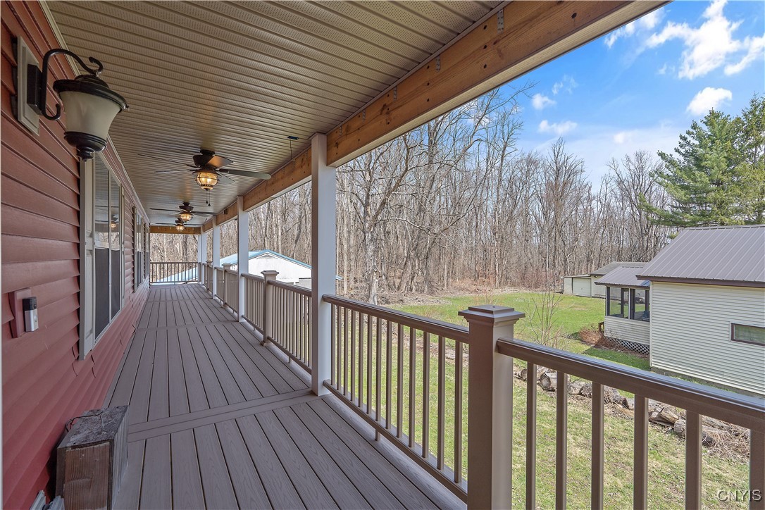 21 Wedgeworth Drive, West Monroe, New York image 2