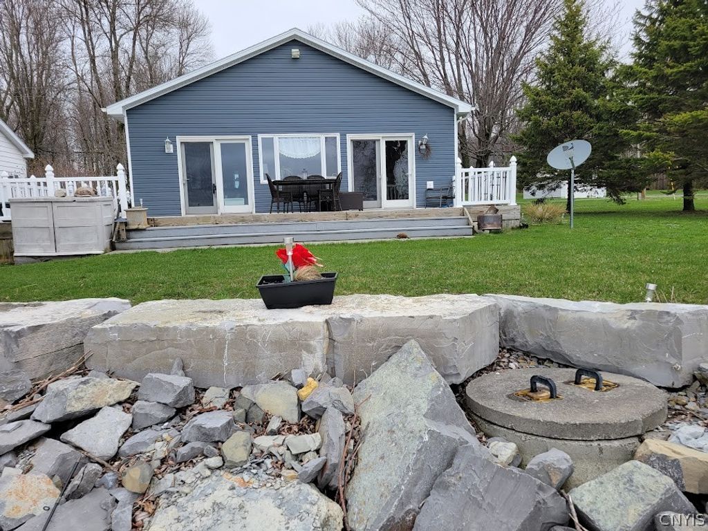 Photo of 3686 Flanders Road, Lyme, NY 13693 (MLS # S1674319)