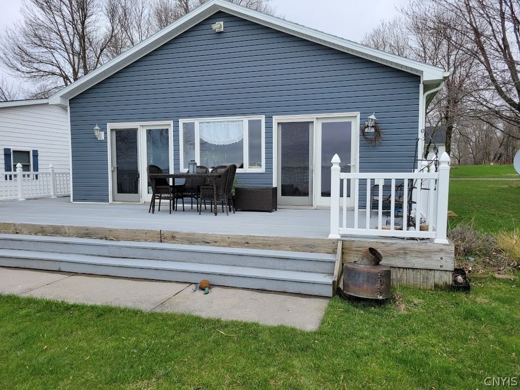 Photo of 3686 Flanders Road, Lyme, NY 13693 (MLS # S1674319)