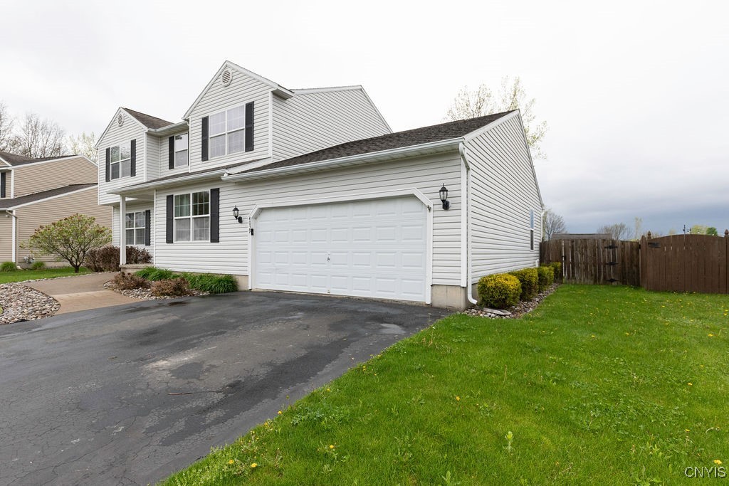 4039 Underbrush Trail, Clay, New York image 45