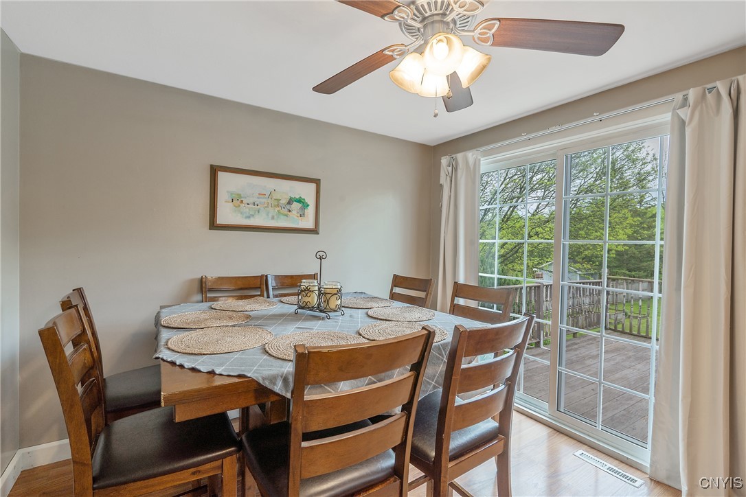 109 Farmingdale Road, Camillus, New York image 9