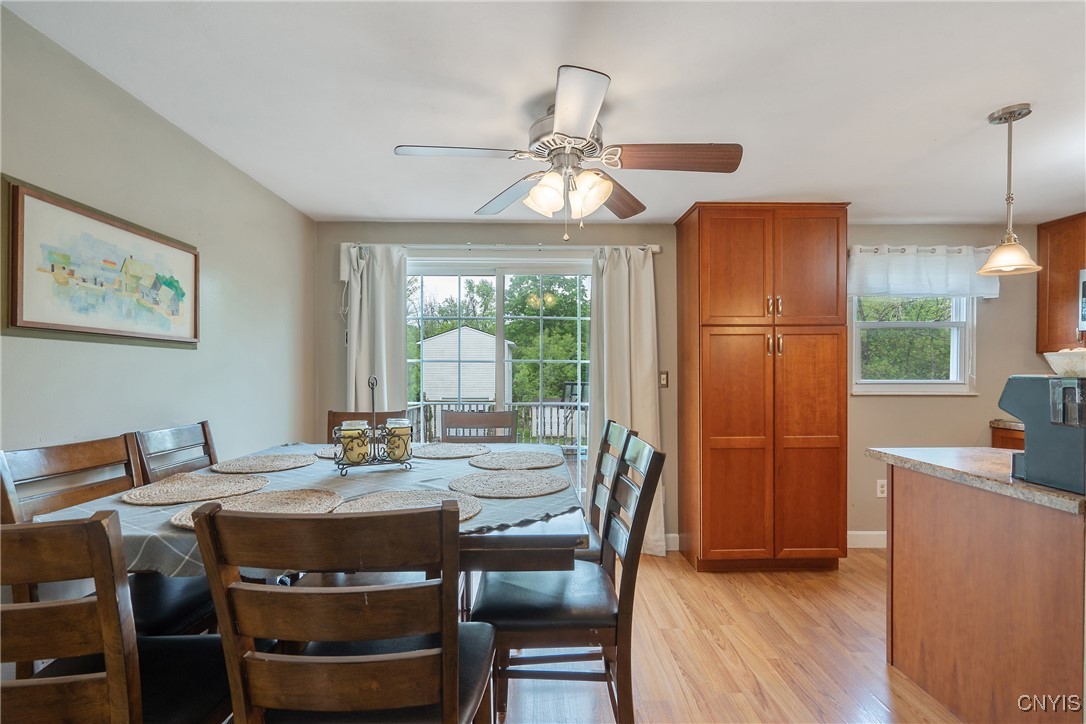 109 Farmingdale Road, Camillus, New York image 8