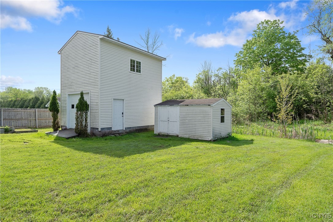 109 Farmingdale Road, Camillus, New York image 36