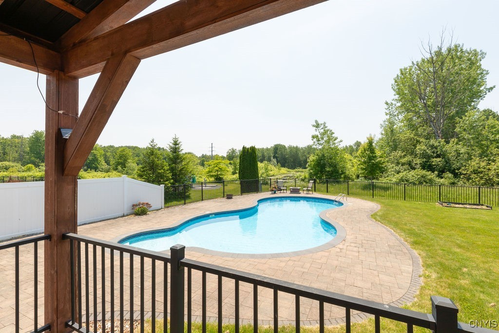4764 Lynnville Way, Clay, New York image 32