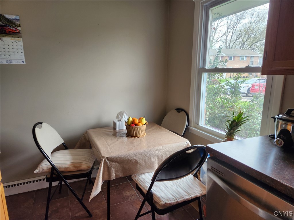 4288 Candlelight Lane, Clay, New York image 13