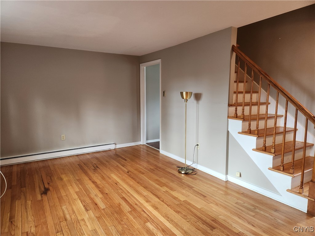4288 Candlelight Lane, Clay, New York image 2