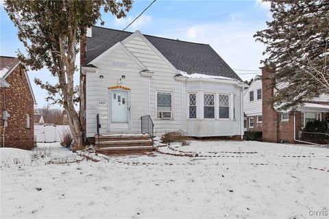 Photo of 125 Cadillac Street, Syracuse, NY 13208 (MLS # S1658973)