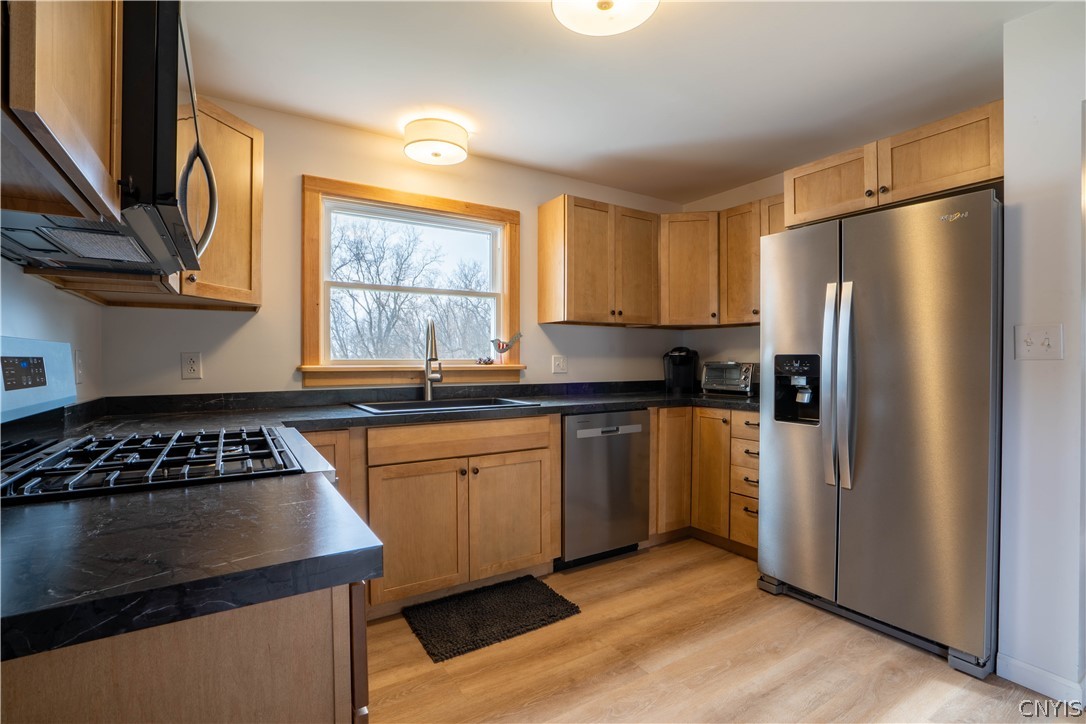 3921 State Route 167