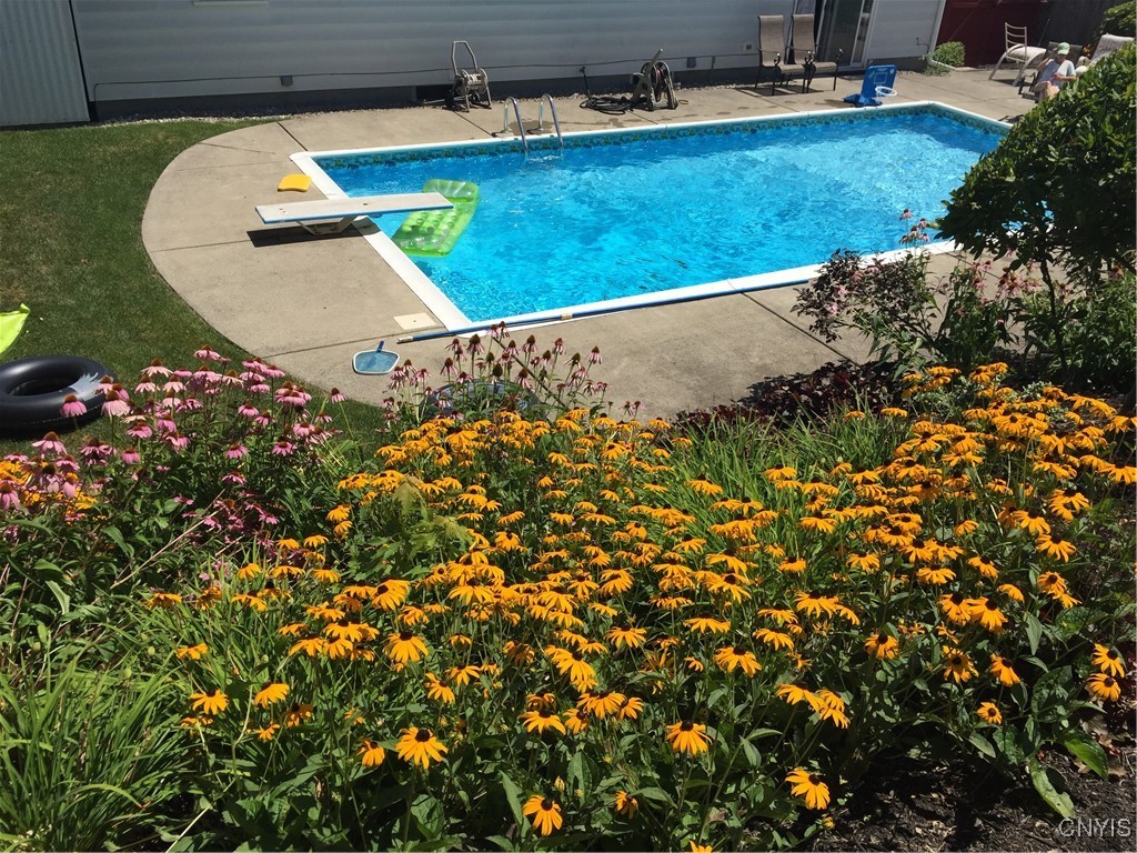 108 Stonehedge Road, Camillus, New York image 39