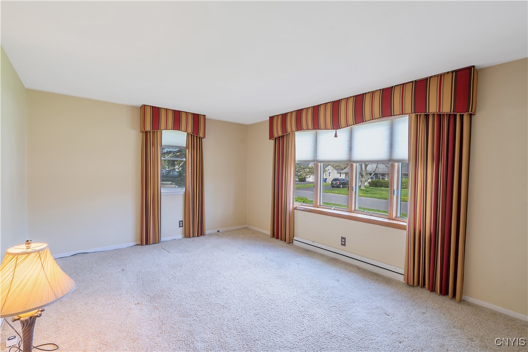 108 Stonehedge Road, Camillus, New York image 5
