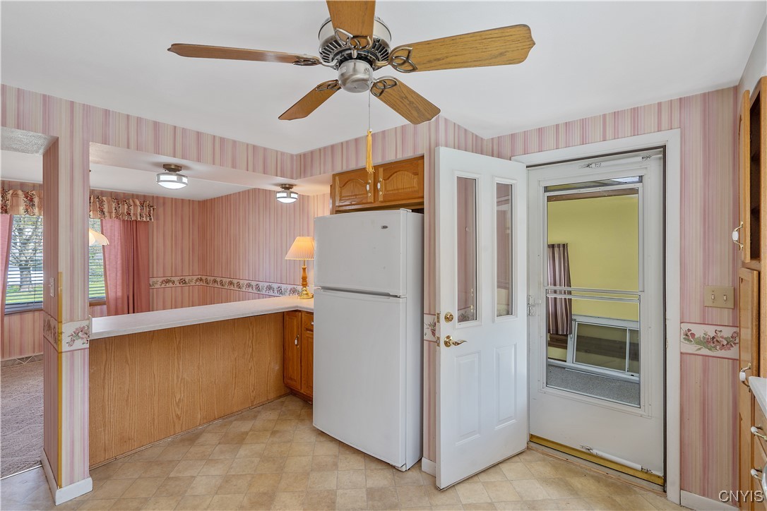108 Stonehedge Road, Camillus, New York image 16
