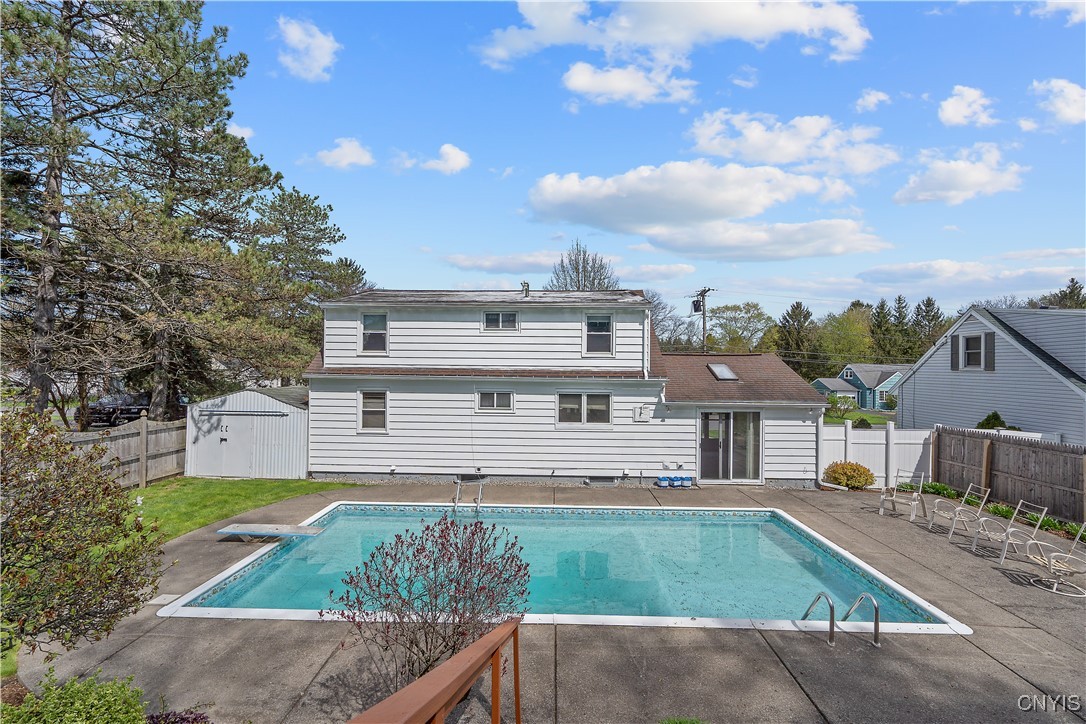 108 Stonehedge Road, Camillus, New York image 37