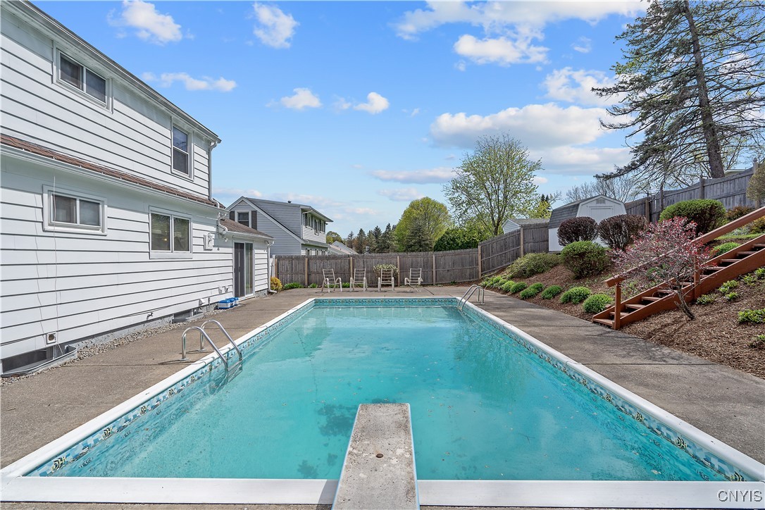108 Stonehedge Road, Camillus, New York image 36