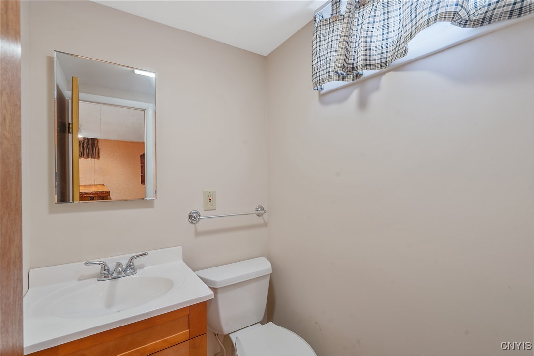 108 Stonehedge Road, Camillus, New York image 30