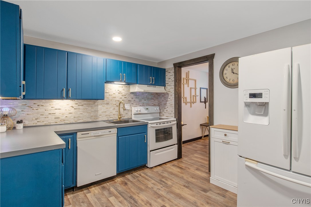 5526 Trastevere Road, Clay, New York image 13