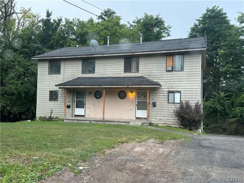 Townhouse For Rent - 119 N Lorraine Avenue<br/> Syracuse, NY 13210