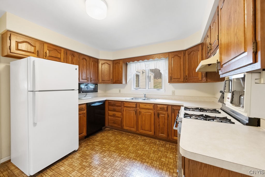 175 Ridge Road, Utica, New York image 12