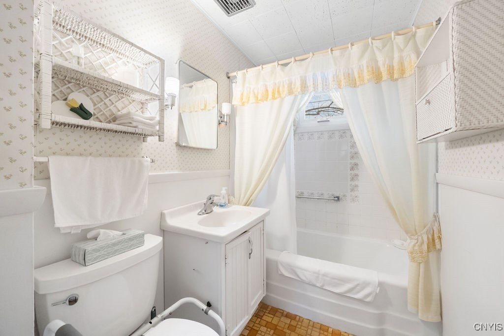 175 Ridge Road, Utica, New York image 22