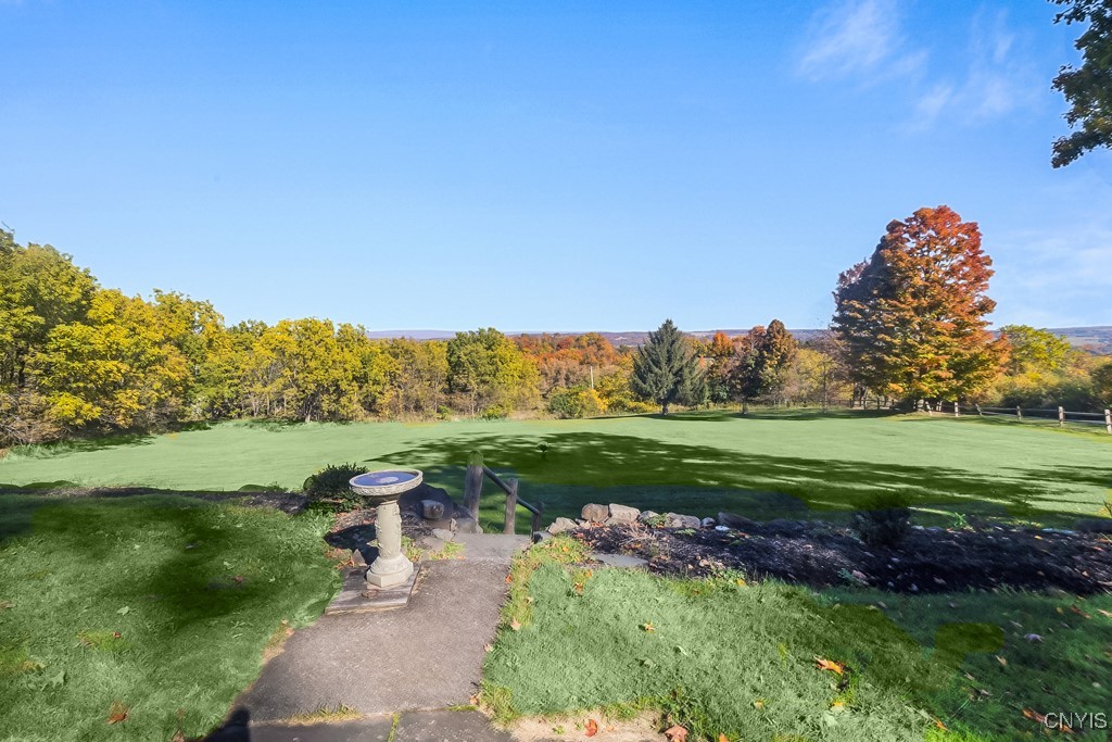 8915 Grange Hill Rd Rd, New Hartford, New York image 5