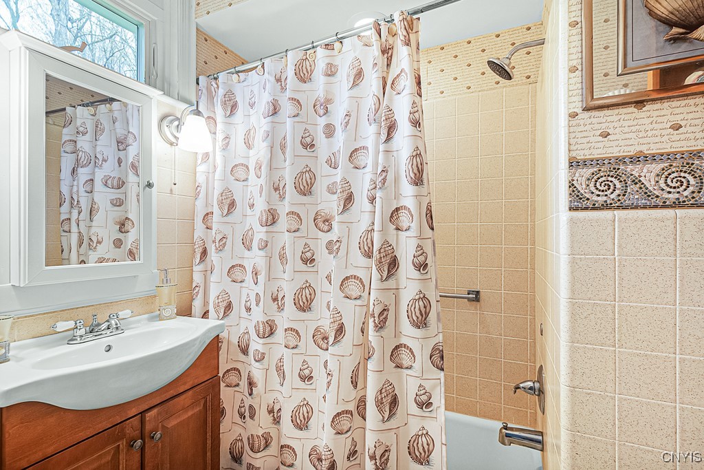 8915 Grange Hill Rd Rd, New Hartford, New York image 34