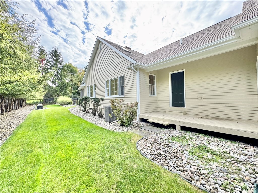 Manlius, New York 13104, United States, 3 Bedrooms Bedrooms, ,3 BathroomsBathrooms,Residential,Active,219847