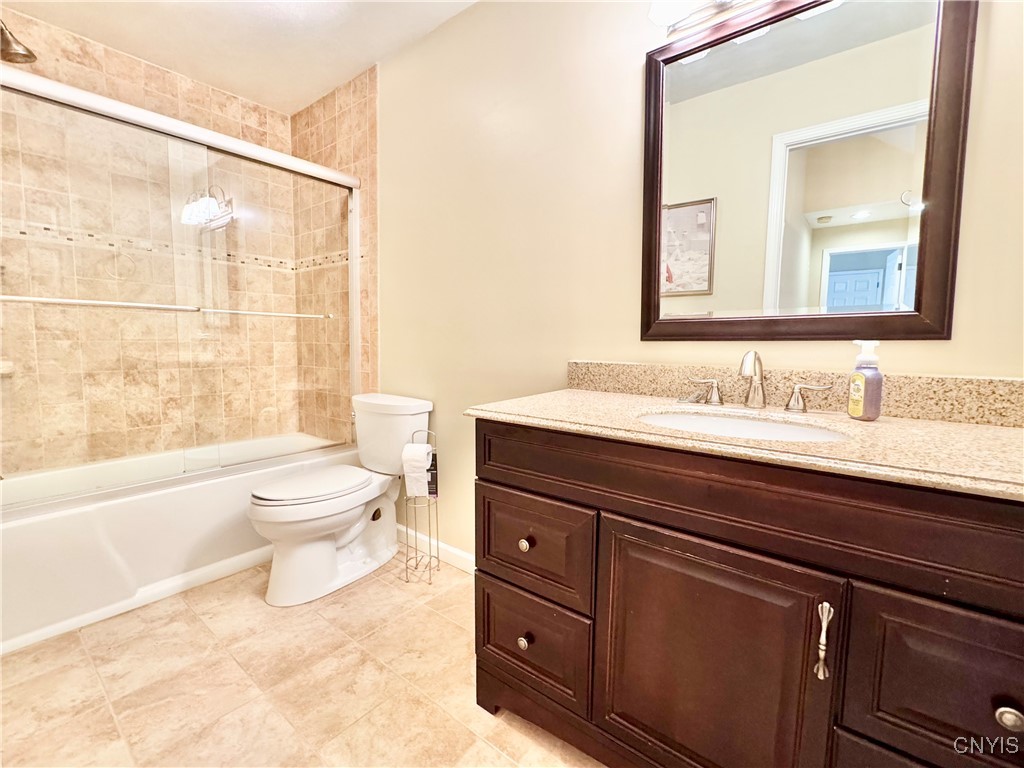 Manlius, New York 13104, United States, 3 Bedrooms Bedrooms, ,3 BathroomsBathrooms,Residential,Active,219847