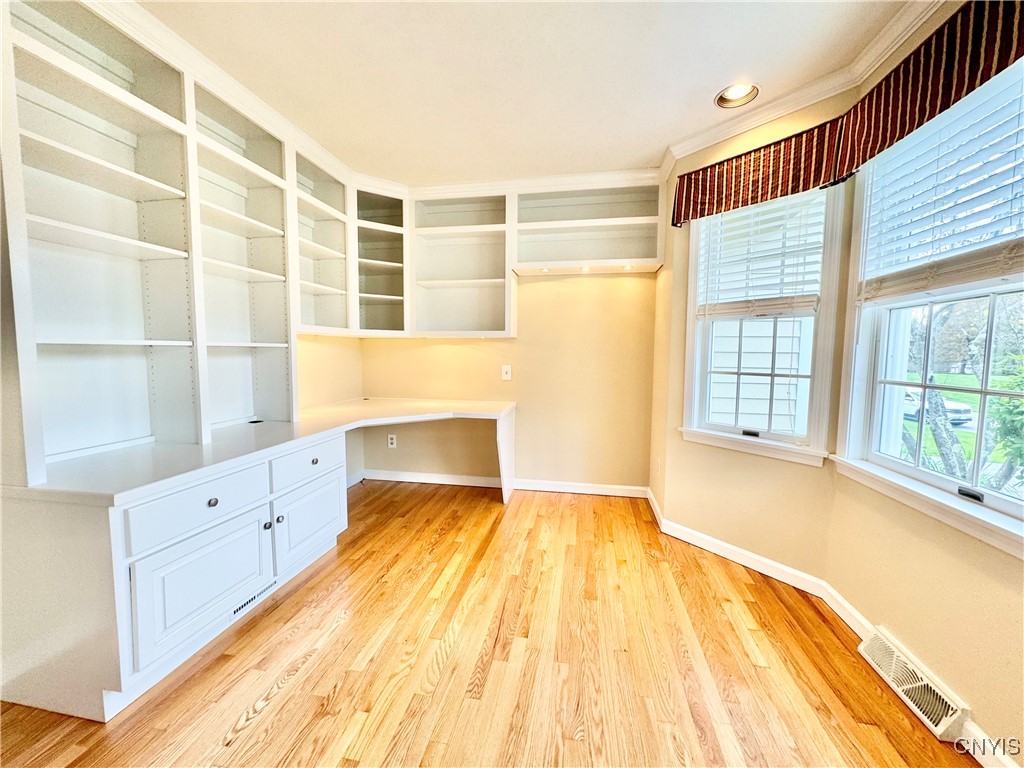 Manlius, New York 13104, United States, 3 Bedrooms Bedrooms, ,3 BathroomsBathrooms,Residential,Active,219847