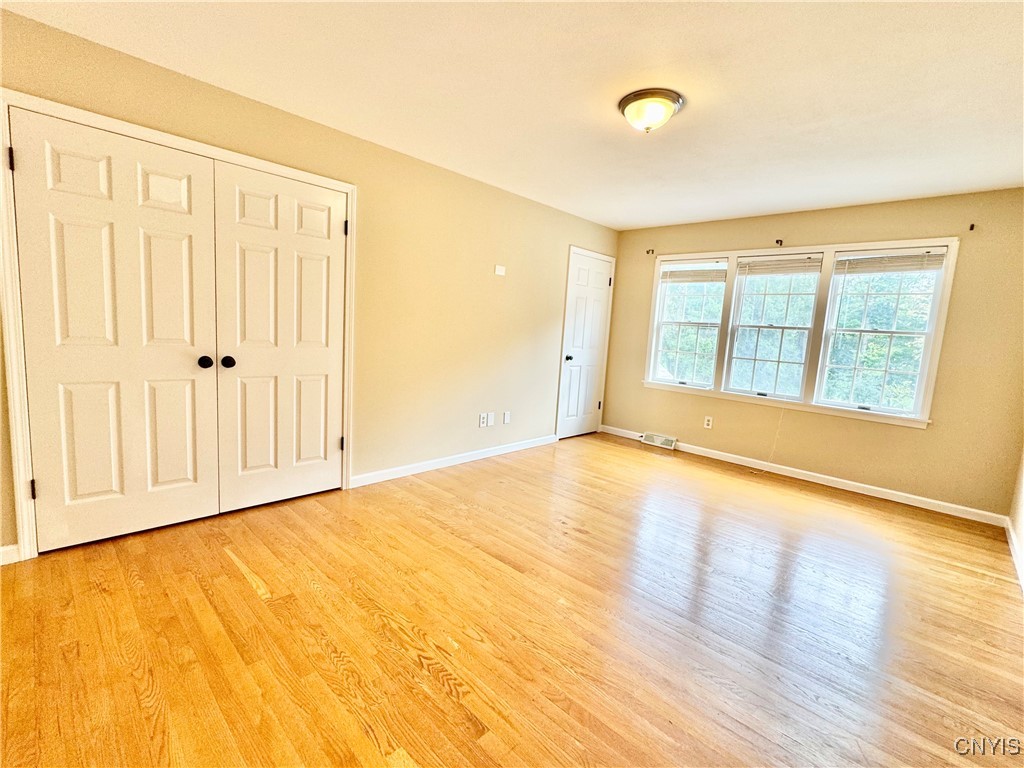 Manlius, New York 13104, United States, 3 Bedrooms Bedrooms, ,3 BathroomsBathrooms,Residential,Active,219847