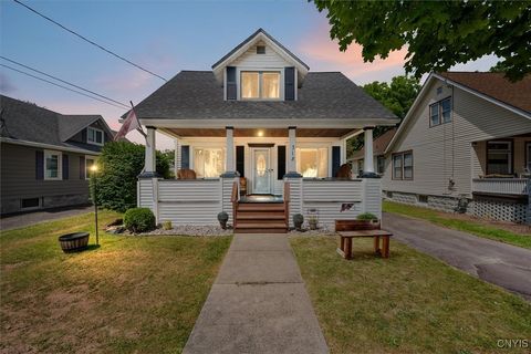 318 Earl Avenue Oneida NY 13421