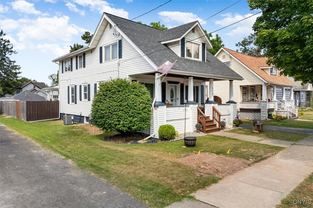 318 Earl Avenue