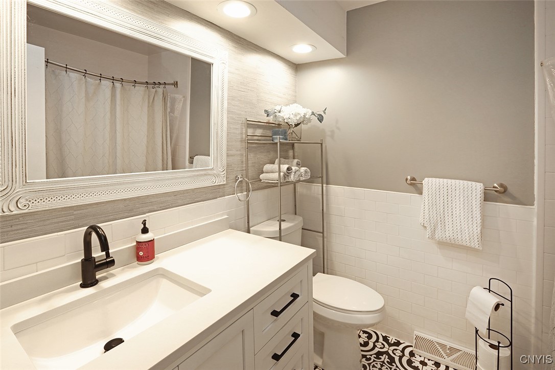 8228 Verbeck Drive, Manlius, New York image 30