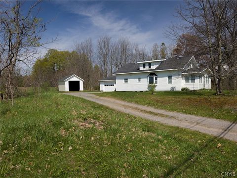 Homes For Sale - 10 Salisbury Street<br/> Sandy Creek, NY 13083