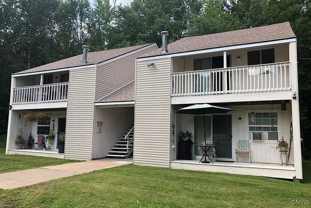 427 N Lake Street