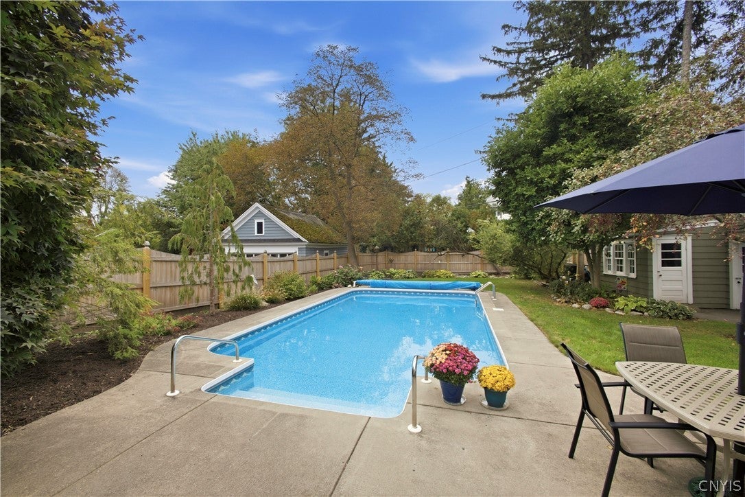 221 Brattle Road