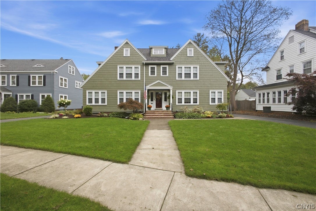 221 Brattle Road