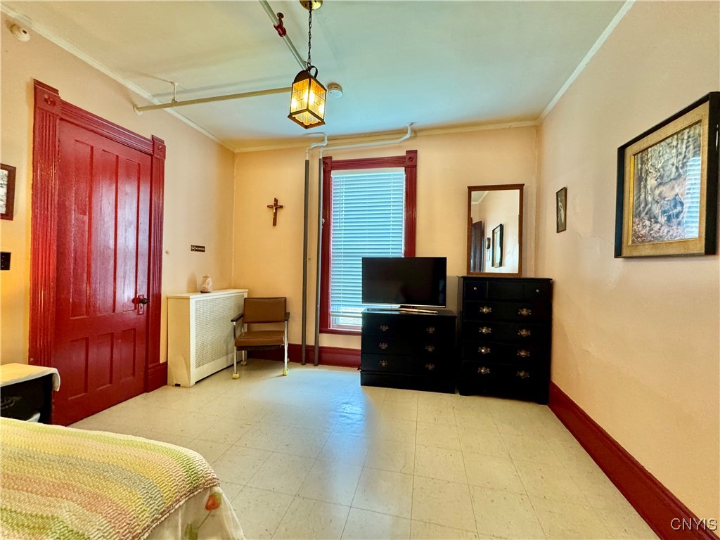 Syracuse, New York 13205, United States, 9 Bedrooms Bedrooms, ,3 BathroomsBathrooms,Residential,Active,211543