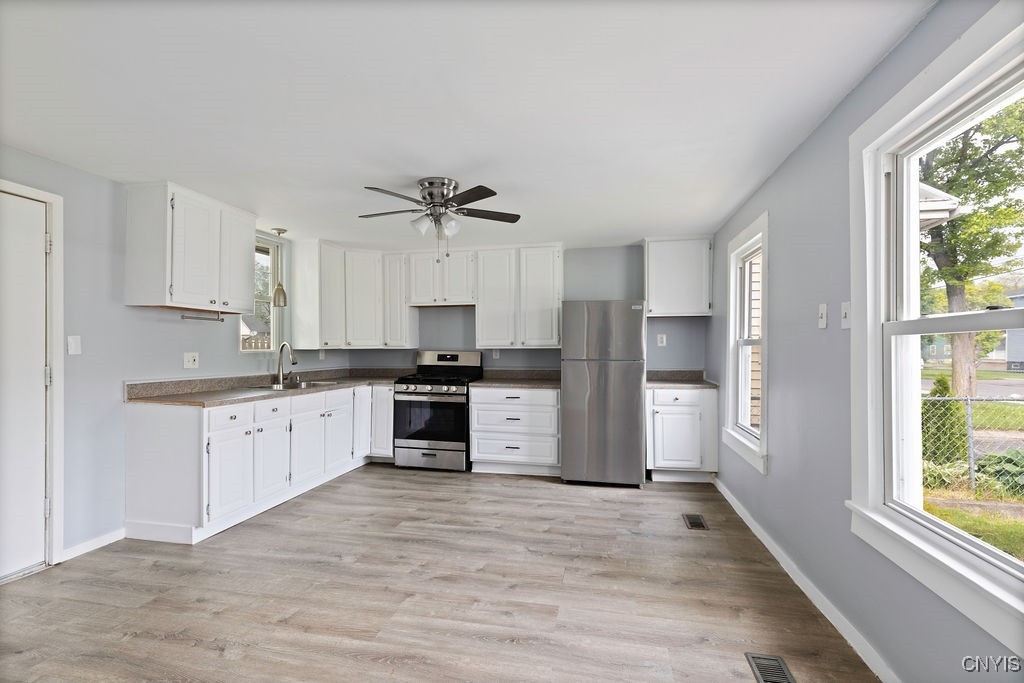 210 Essex Street, Syracuse, New York image 23