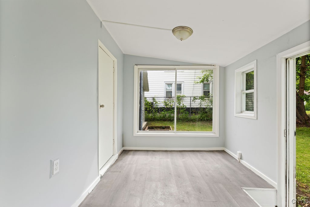 210 Essex Street, Syracuse, New York image 41
